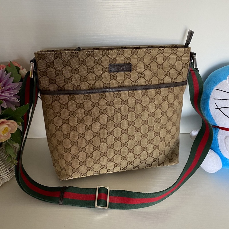 Gucci Handbags 433